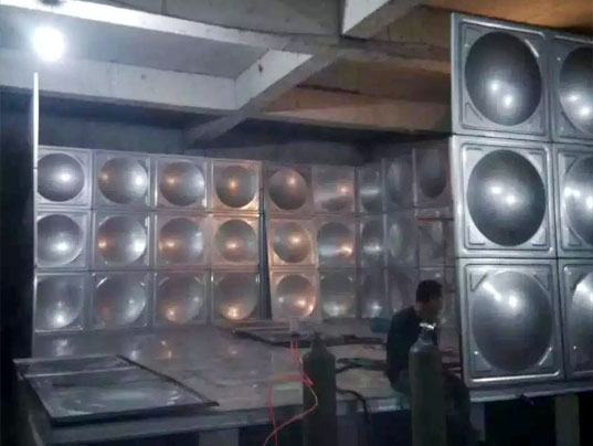 �\�ݲ��P�ˮ�乫˾�S(ch��ng)